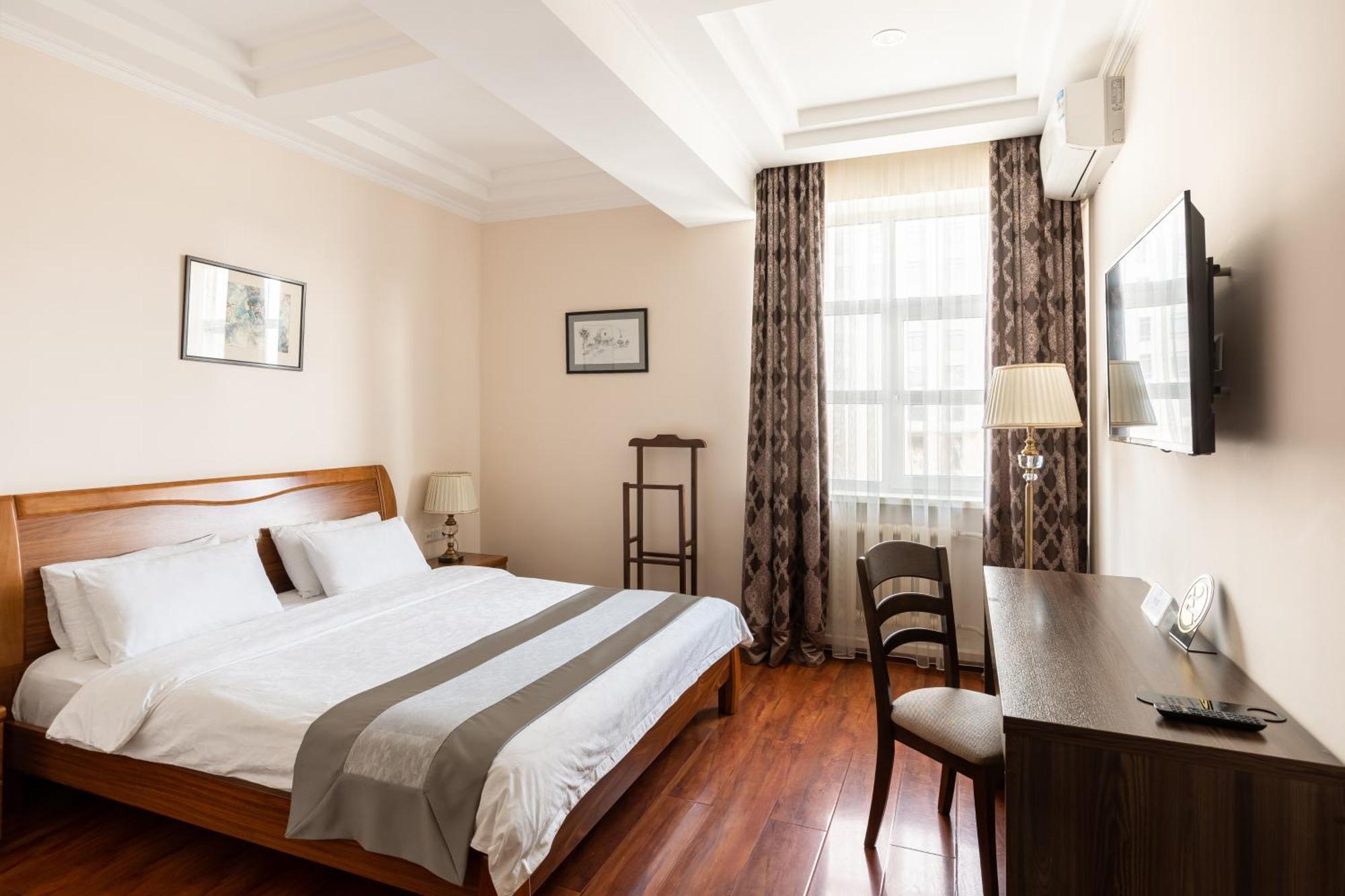 Soluxe Hotel Бішкек Екстер'єр фото