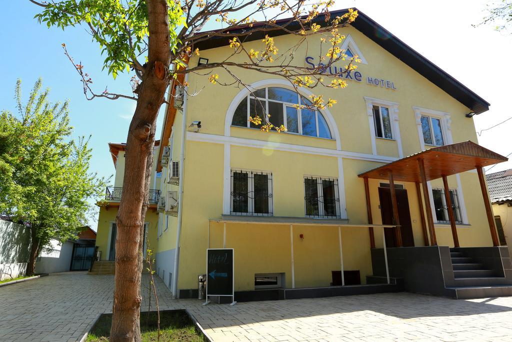 Soluxe Hotel Бішкек Екстер'єр фото