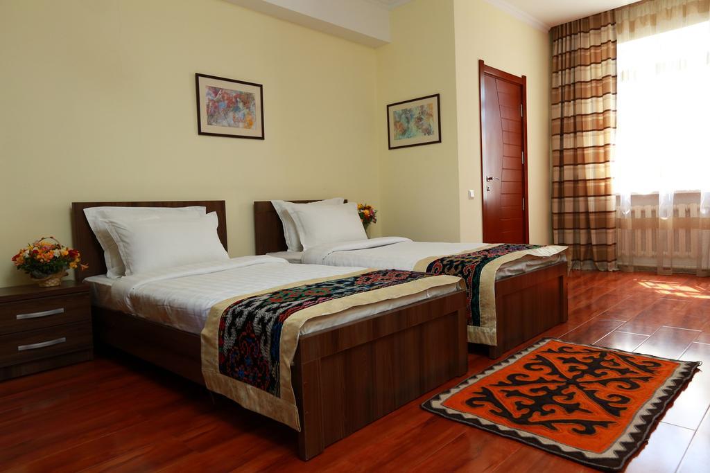 Soluxe Hotel Бішкек Екстер'єр фото