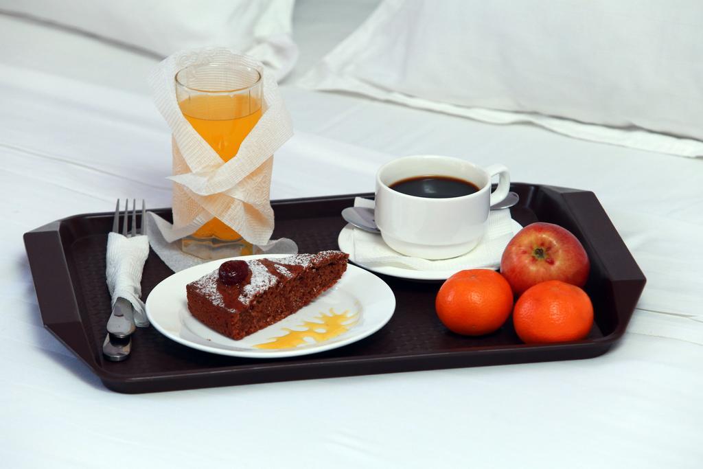 Soluxe Hotel Бішкек Екстер'єр фото